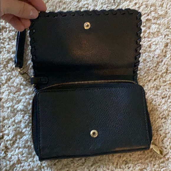 Tory Burch wristlet wallet - Picture 2 of 3